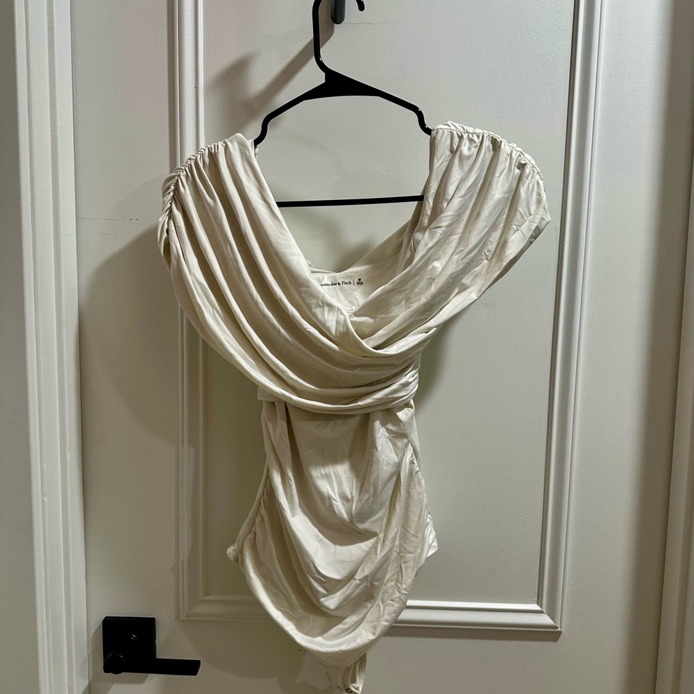 Abercrombie Draped Off-Shoulder Ivory Bodysuit - Picture 1 of 3